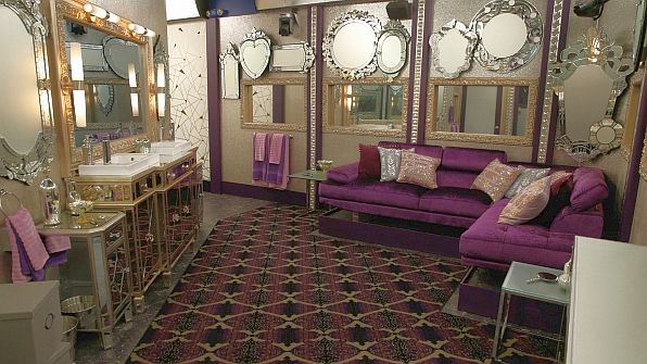 Big Brother 19 Bathroom picture